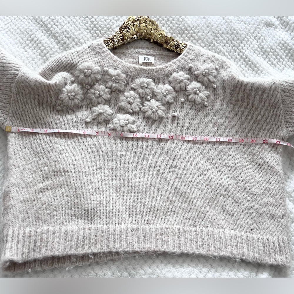 dRA Anthropologie Wool Blend Sweater Floral Embroidery Detailing Puff Sleeves - Picture 8 of 10